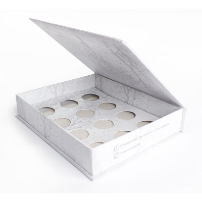 Caja en Carton Cubica con tapa y perforaciones para Dulces y Chocolates